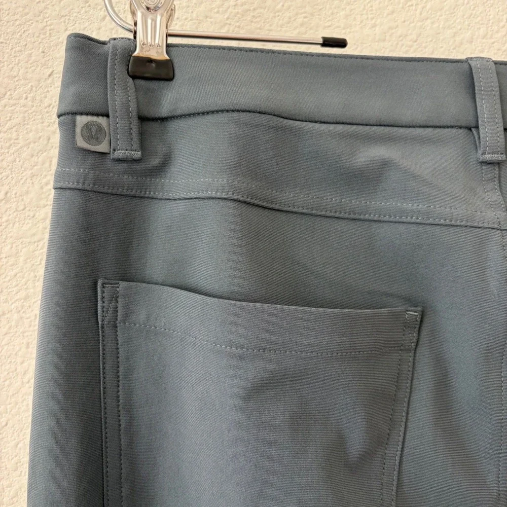 Lululemon ABC Pants 5 Pocket Warpstreme Men 32 Grey Tapered Tech Trouser Golf